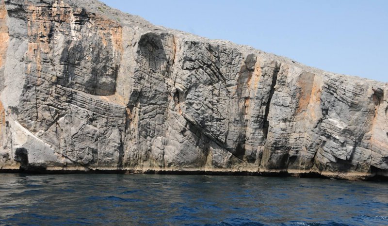 End Jurassic synsedimentary fault scarp, slump apron, Musandam