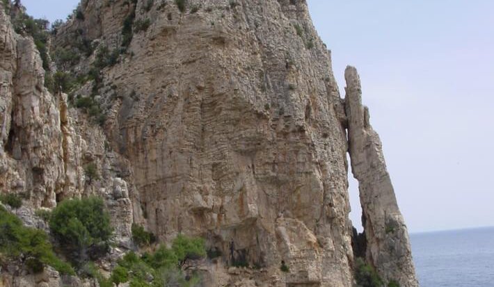 Callovian – Tithonian drowned outer platform carbonates and interbedded resedimented carbonate sands, Pedra Longa, eastern Sardinia